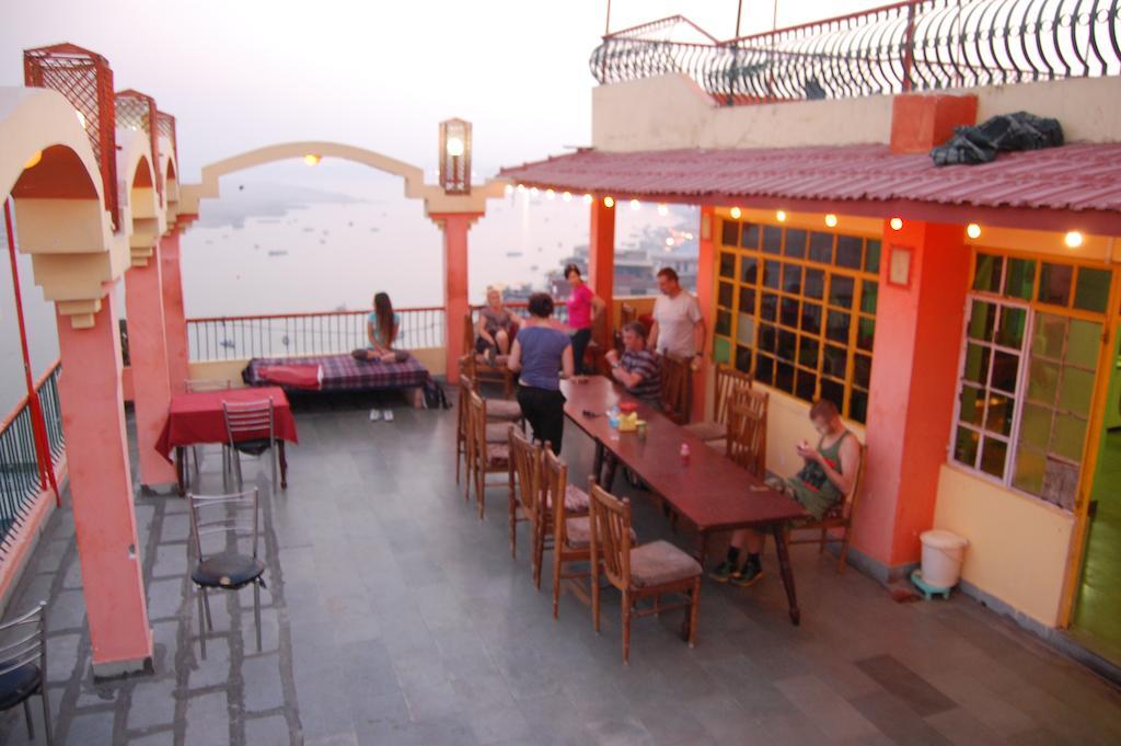 Puja Guest House Varanasi Luaran gambar
