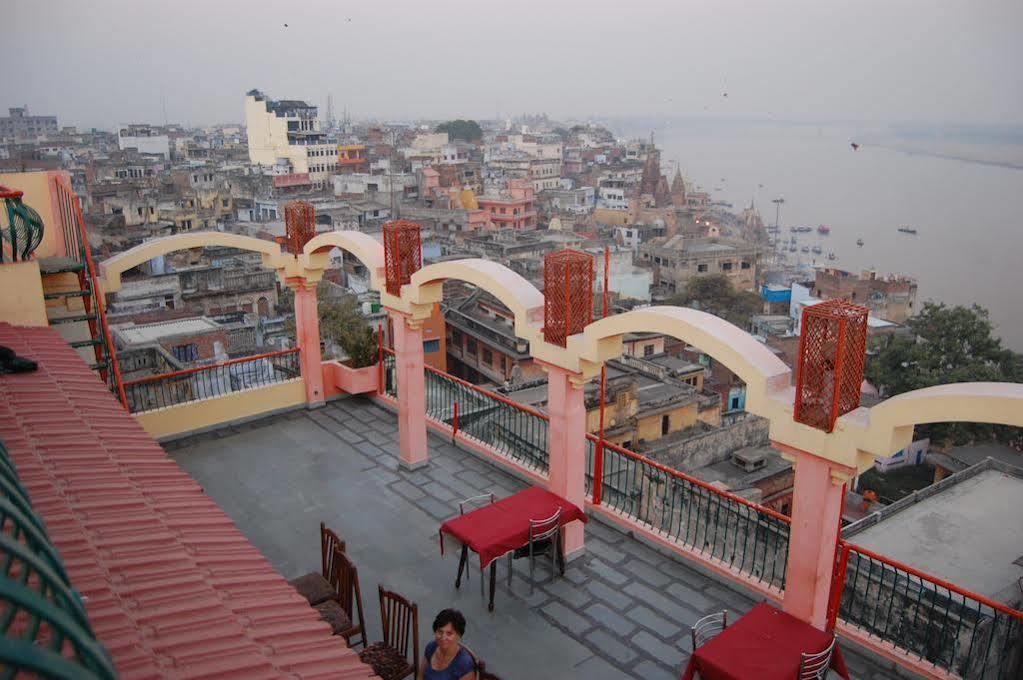 Puja Guest House Varanasi Luaran gambar